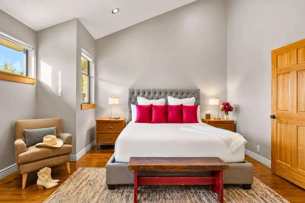 Private 3-Bedroom Townhome w/ Hot Tub | CCT-2180 by KBM
