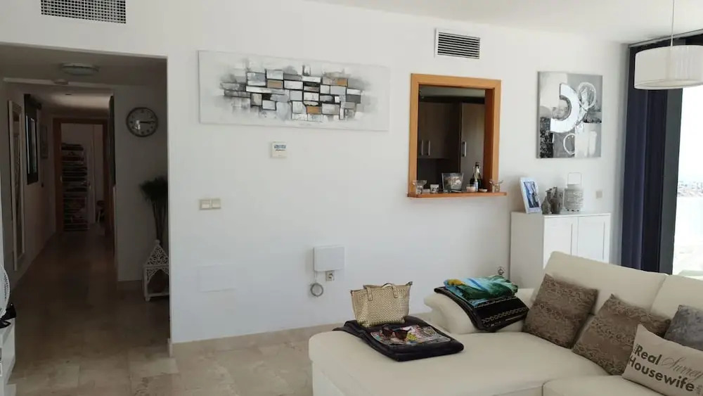 Hollywood Hills - Spectacular Penthouse Close to Golf With Large Terrace & Sea Views