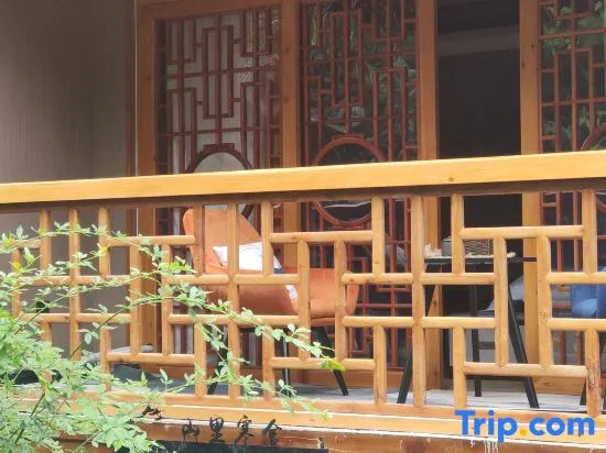 Gongtan Ancient Town Mountain Cottage Inn