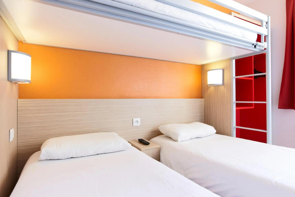 Kyriad ECO - Suresnes - La Defense