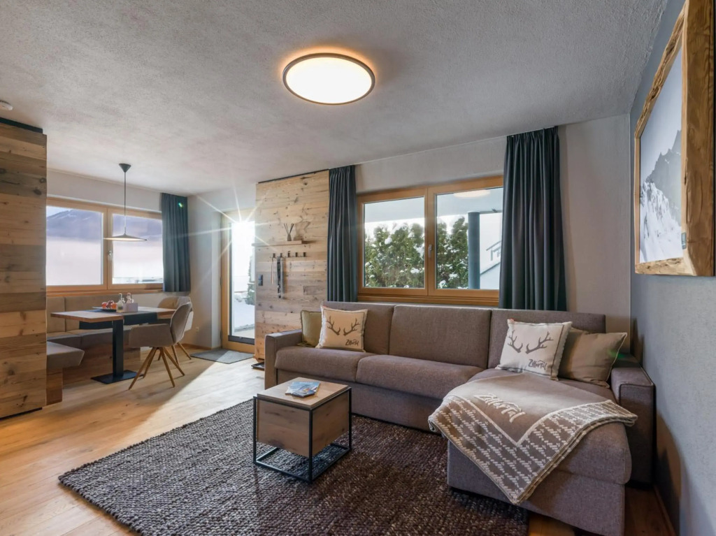 Van's Place, Luxury Apartment