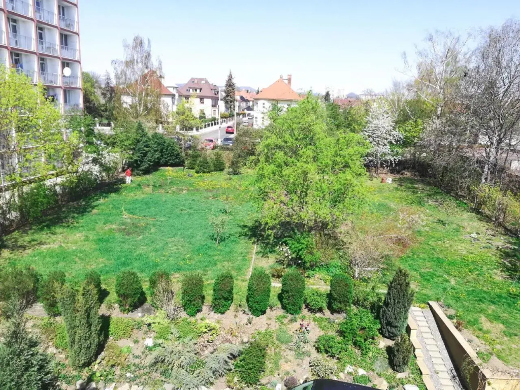 VILA GALA ubytování apartmány v secesní vile soukromé PARKOVÁNÍ u domu ZDARMA