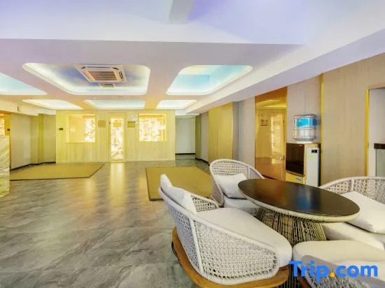Xi Yatu International Hotel (Jieyang High-speed Railway Station)