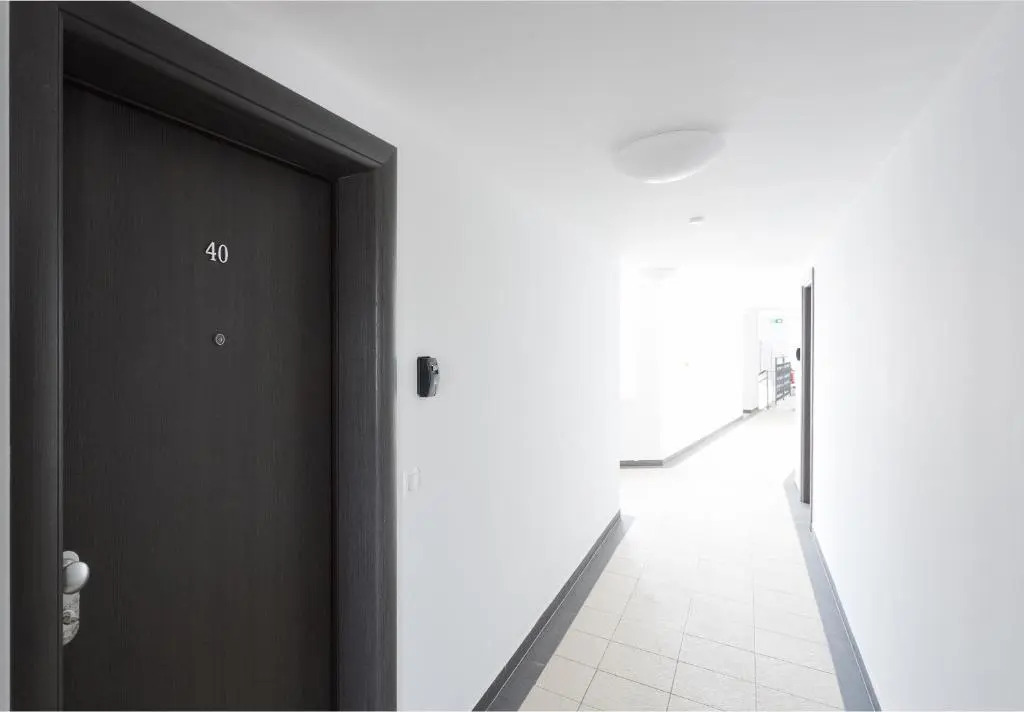 Between Schoenbrunn and the City Center. Apt. 40