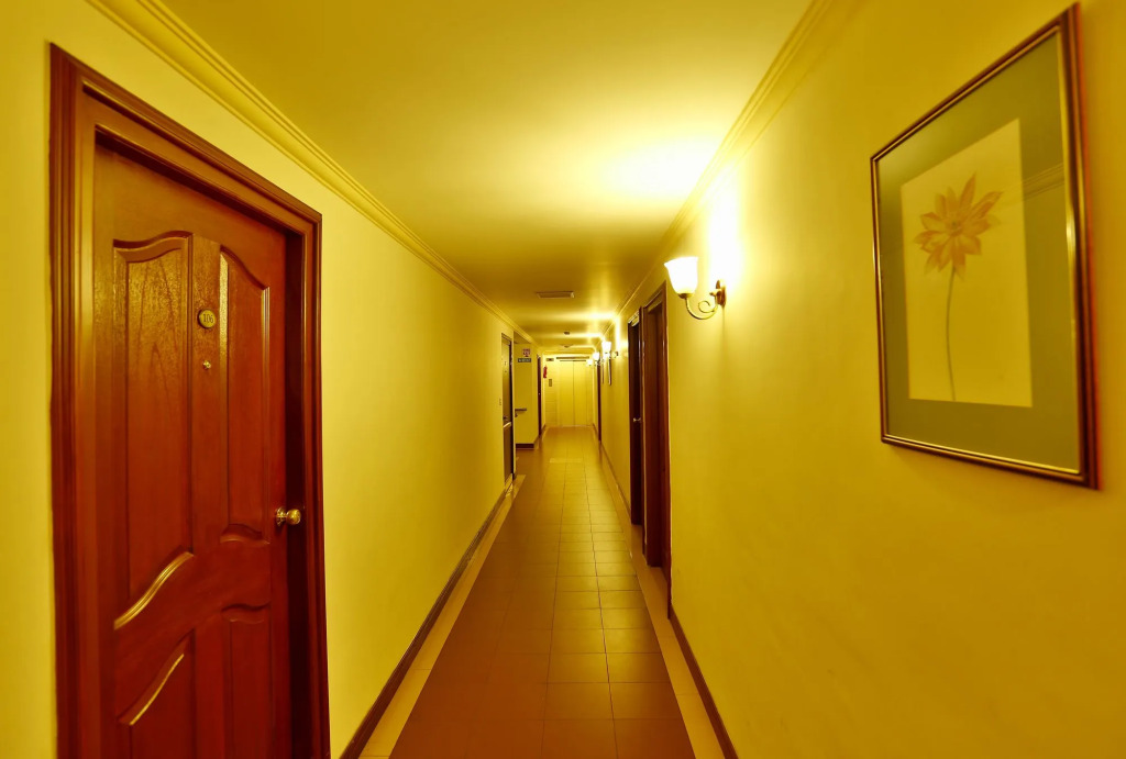 Issacs Residency