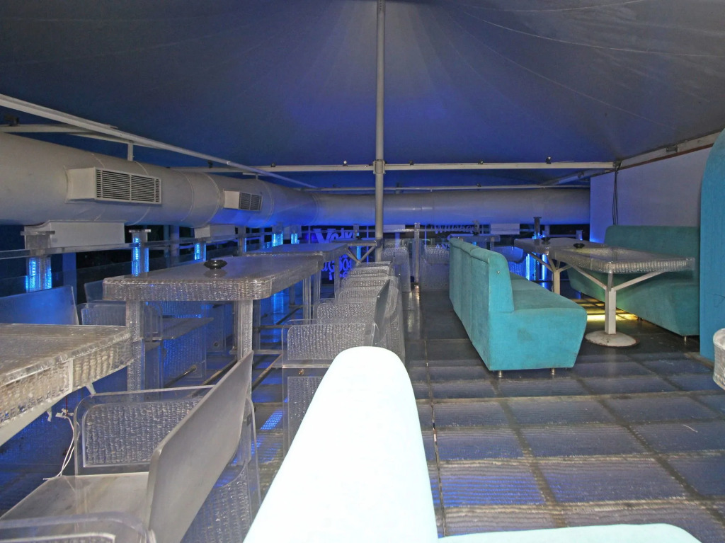 OYO 9542 the Blue Heaven Banipark