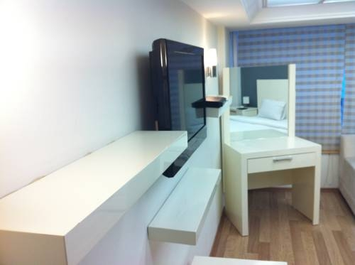Gc Suites 1
