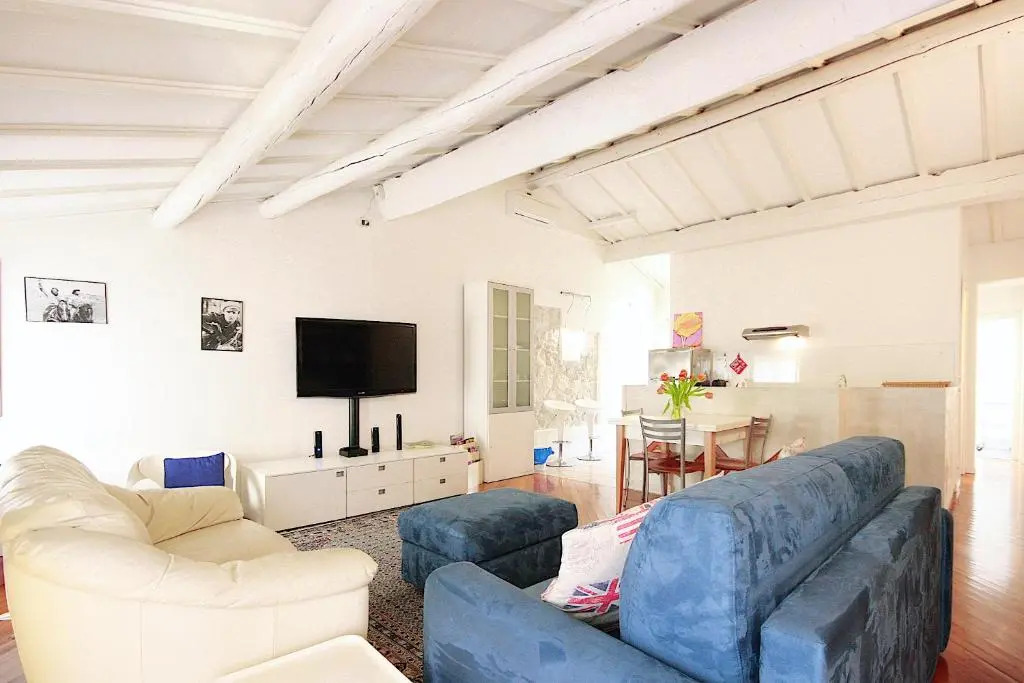 Bianco Apartment