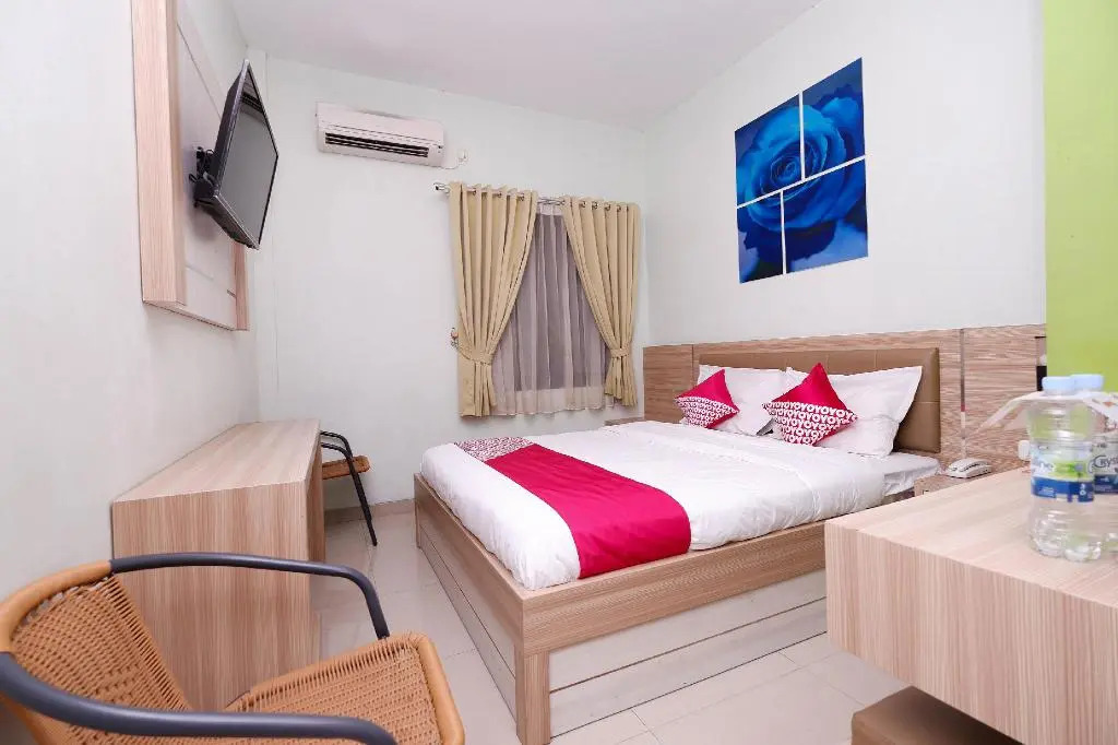 OYO 1532 Mawar Indah Hotel