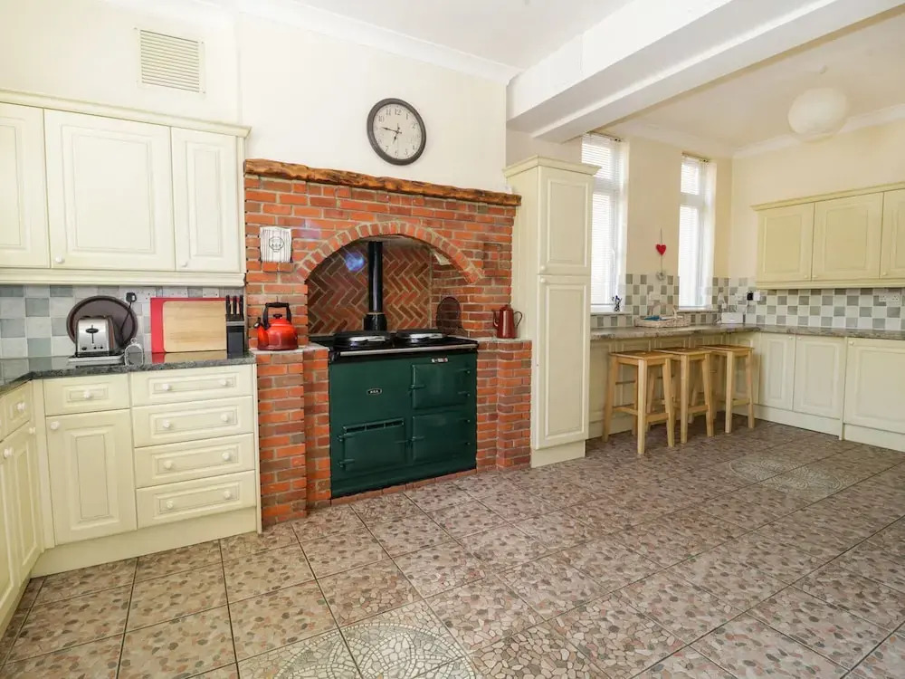 20 Ulwell Road