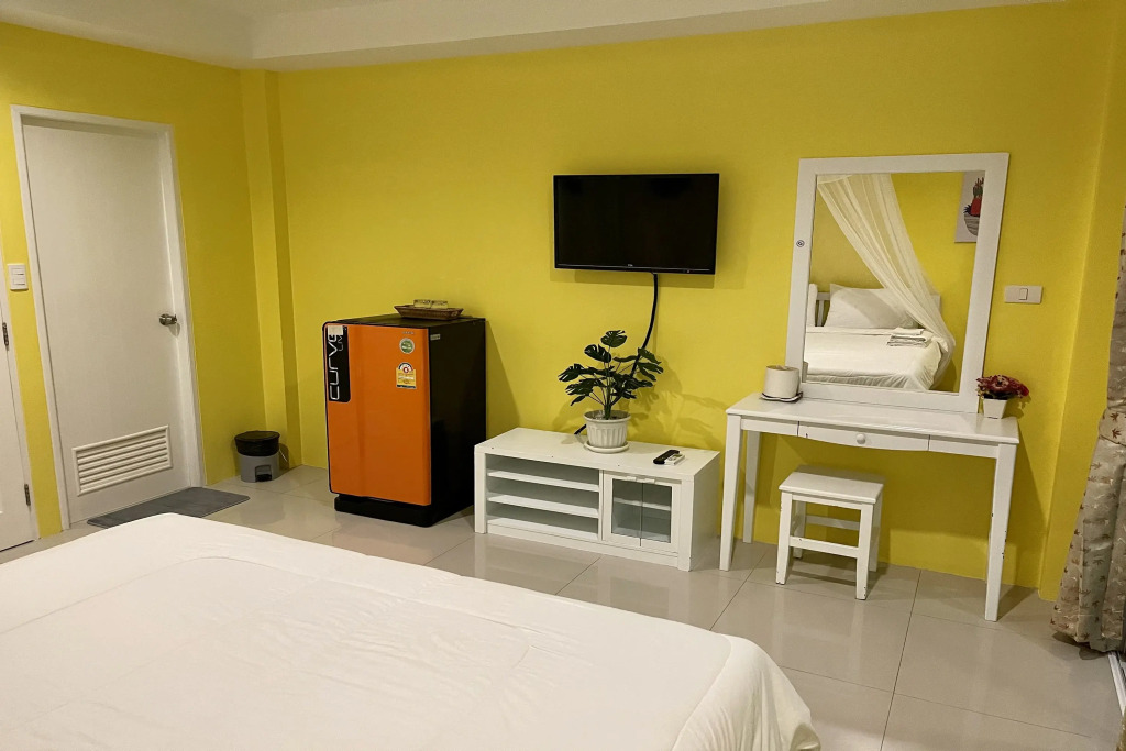 Be Rich Hotel