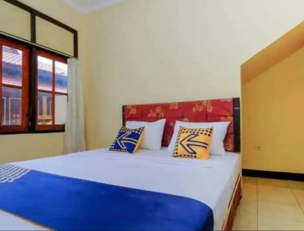 The Ellen Hotel by ecommerceloka