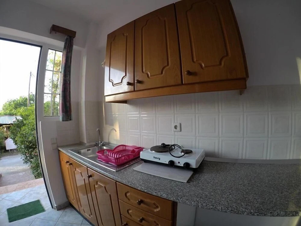 Villa Spiros II Apartments & Studios 50m From Center 300m From Laganas Beach Ideal For Families And Groups