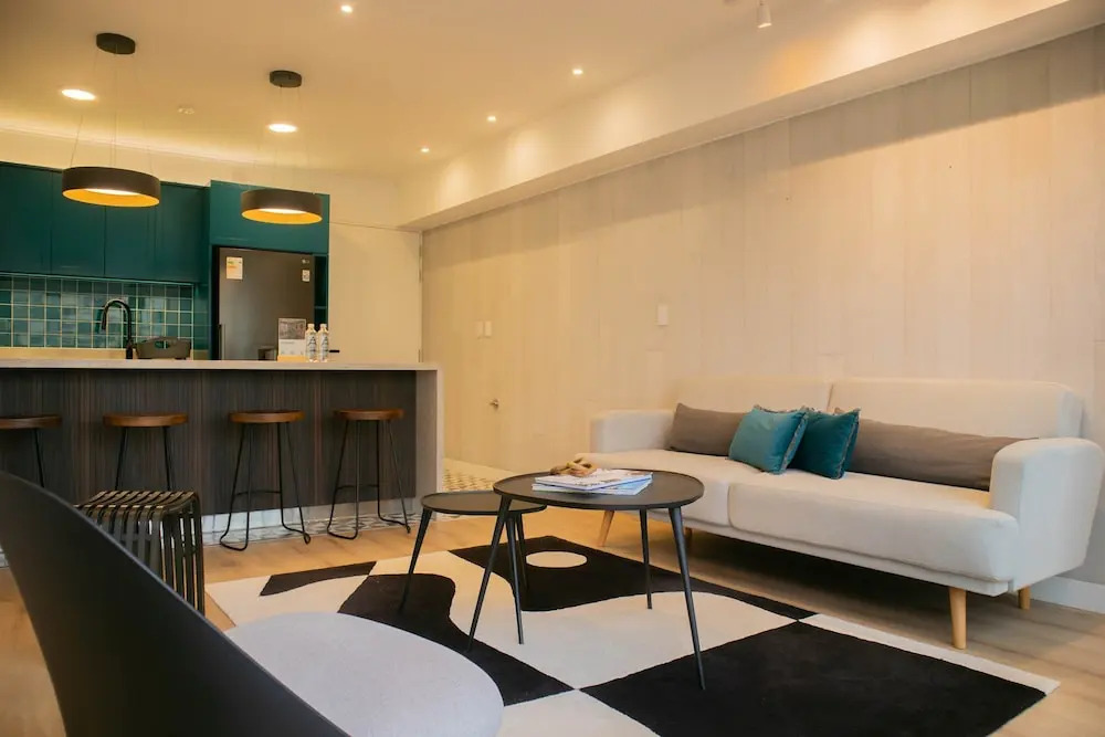 w Inviting 3BR w Balcony in Hip Miraflores