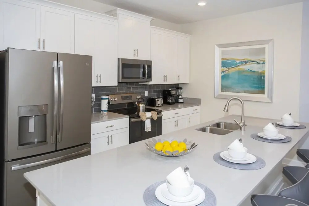 New 4 bdrms home at Champions Gate