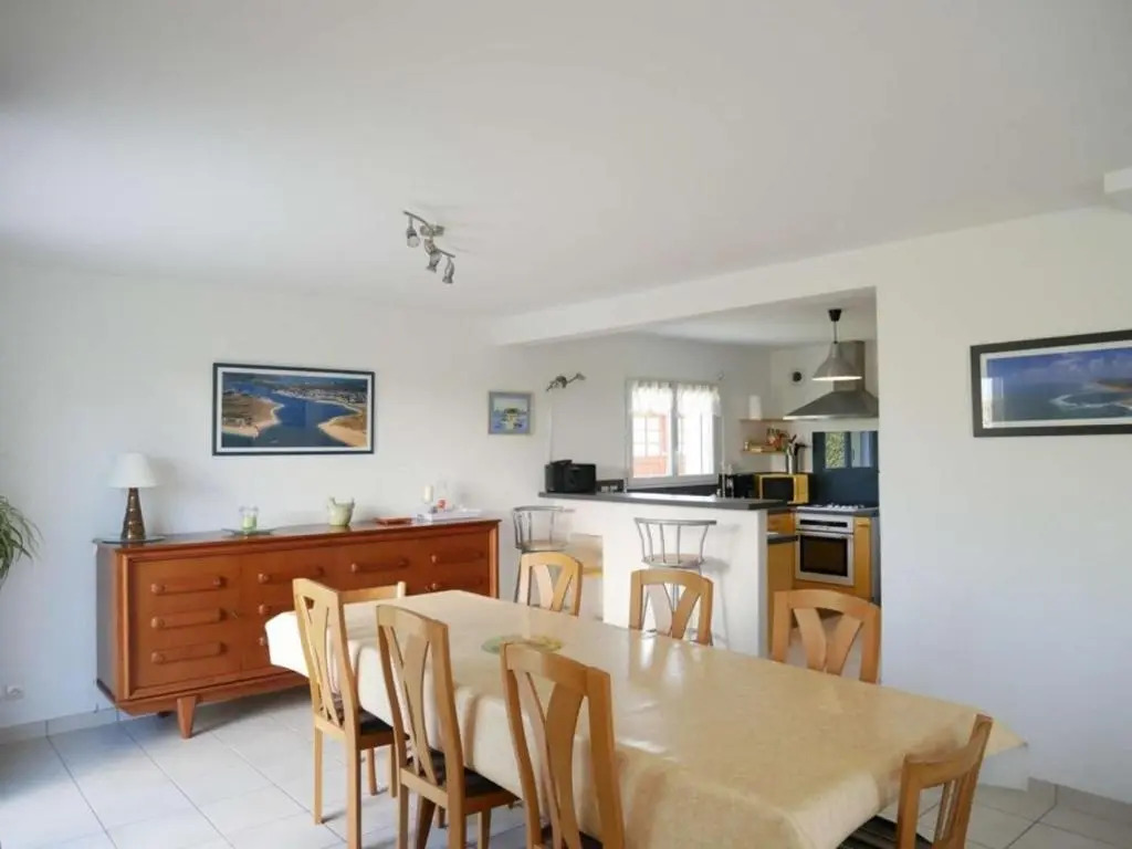 MAISON ERDEVEN, 5 PIèCES, 8 PERSONNES - FR-1-479-14