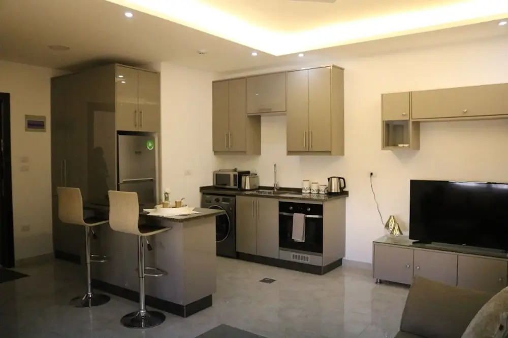 Amazing one Bedroom Apartment in Amman,elwebdah 8