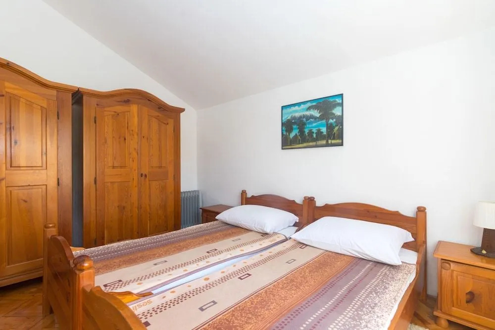 Apartment Krekovic