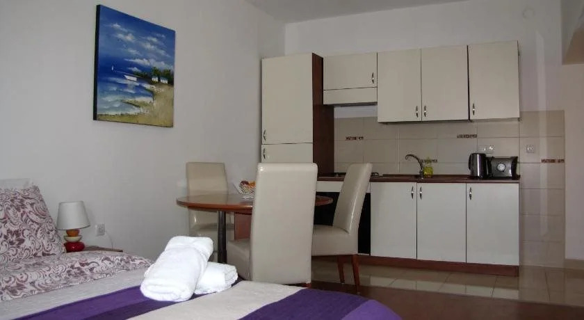 Apartments Marina