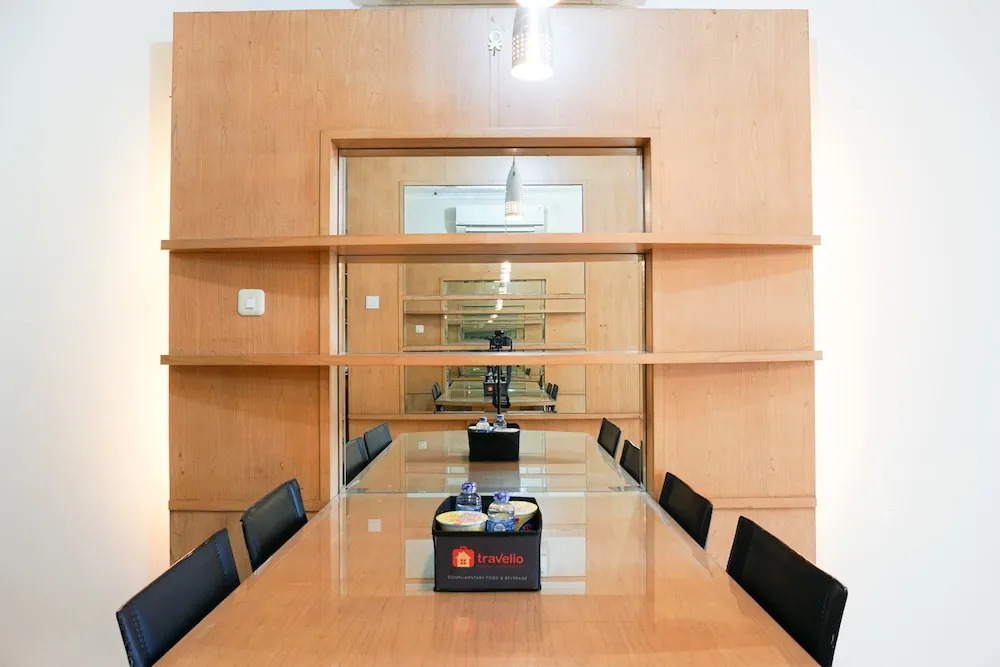 Homey 2br Ambassador 2 Apartment