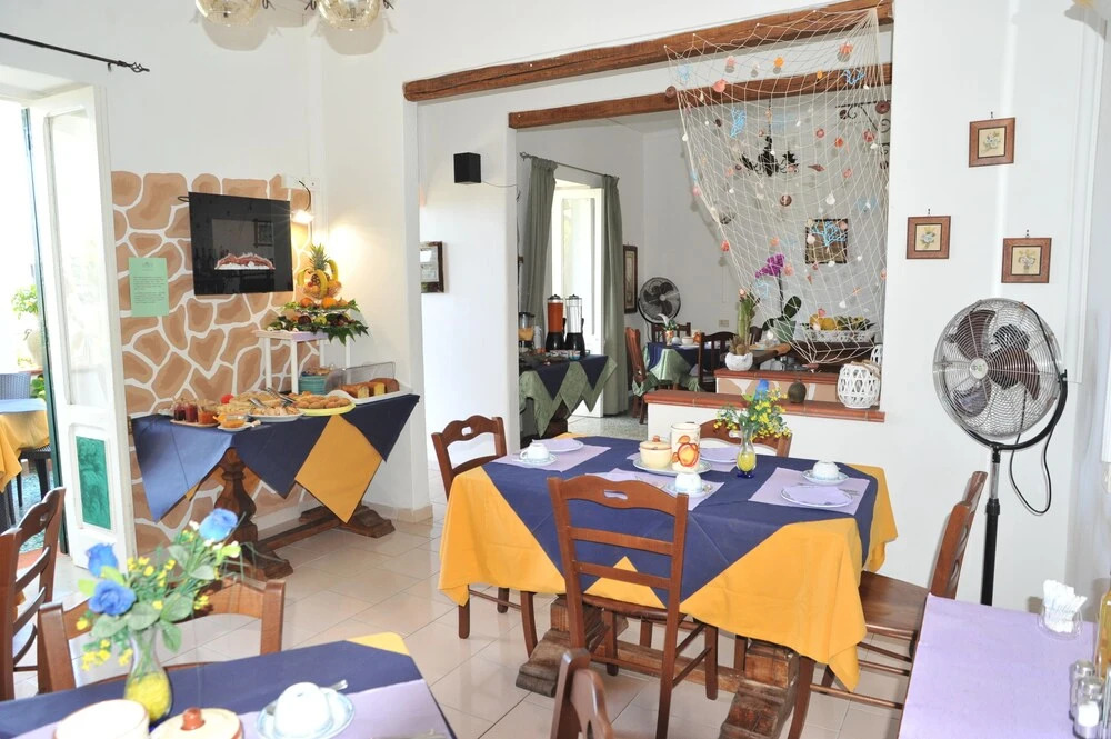 Villa Raffaela B&B