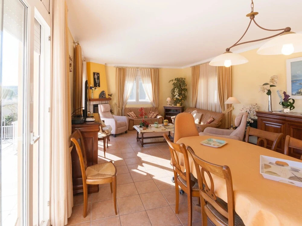 Spacious Holiday Home in L'escala With Private Pool