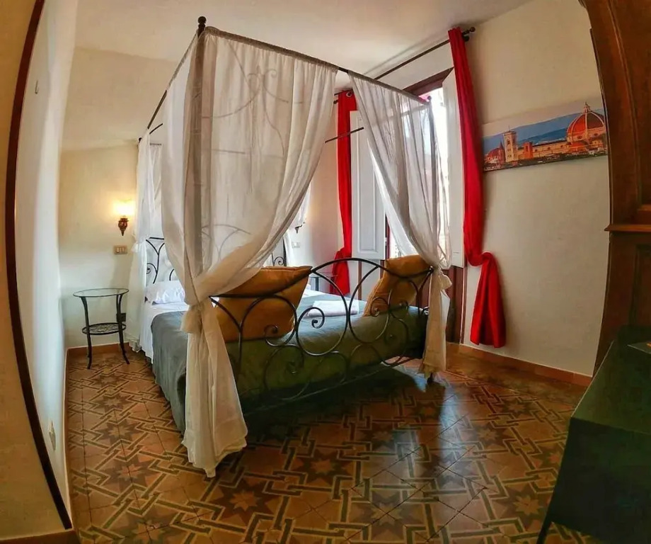 Holiday Rooms Guest House