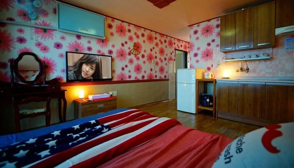Sea sight pension