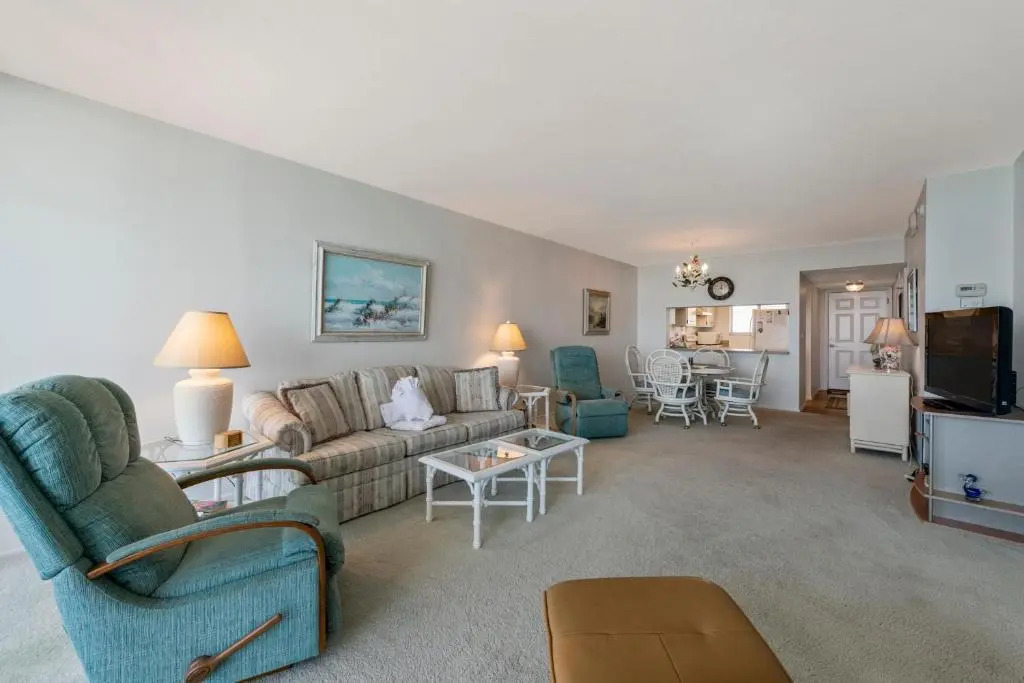 Sun Caper 807, 2 Bedrooms, Gulf Front, Elevator, Sleeps 6, Heated Pool
