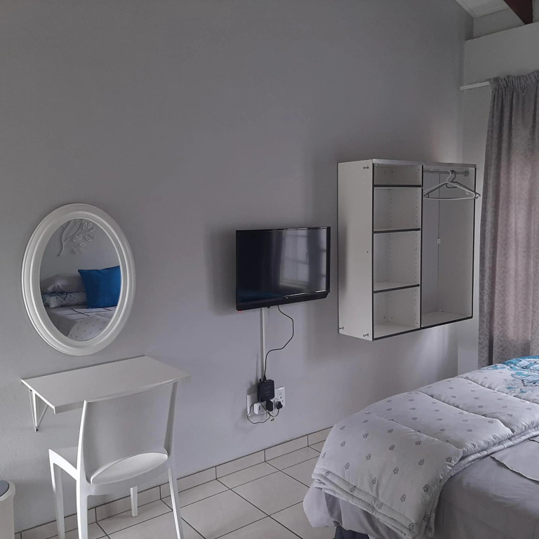 The Cradles Rest Guest House