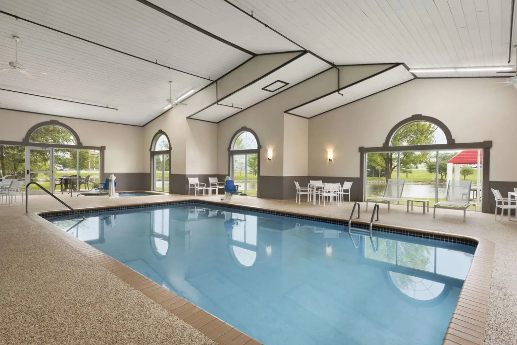 Country Inn & Suites by Radisson, Ankeny - Des Moines
