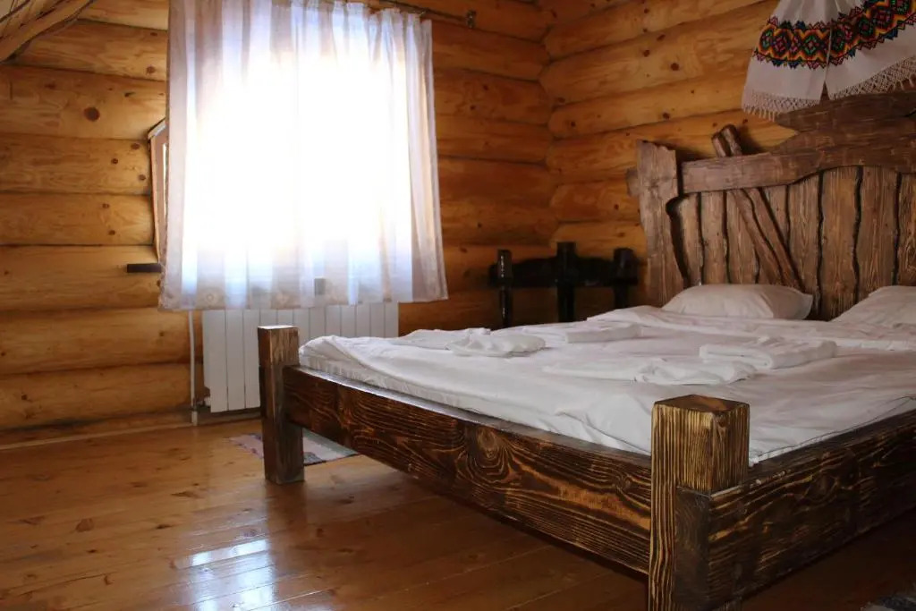 Hotel Berloga-Sinevir
