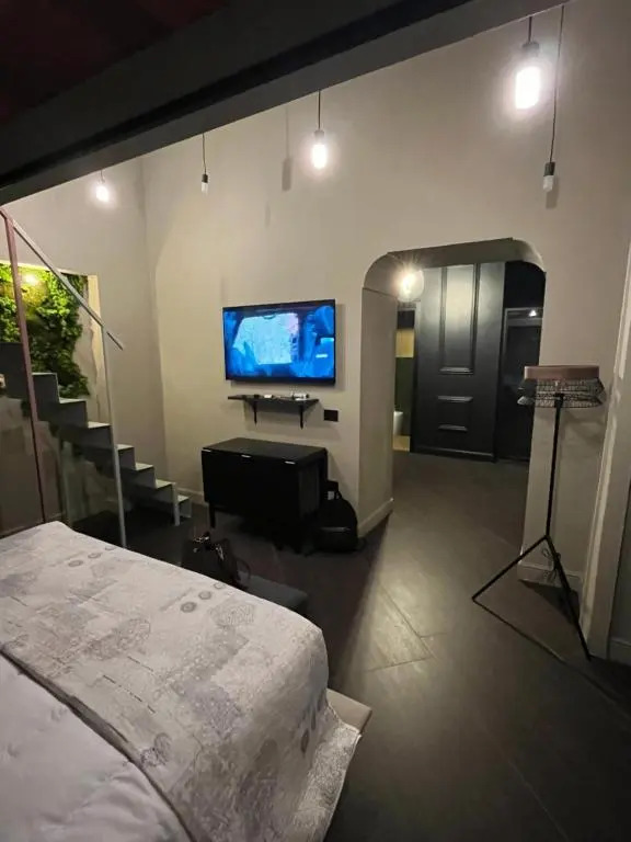 Ammos Suite