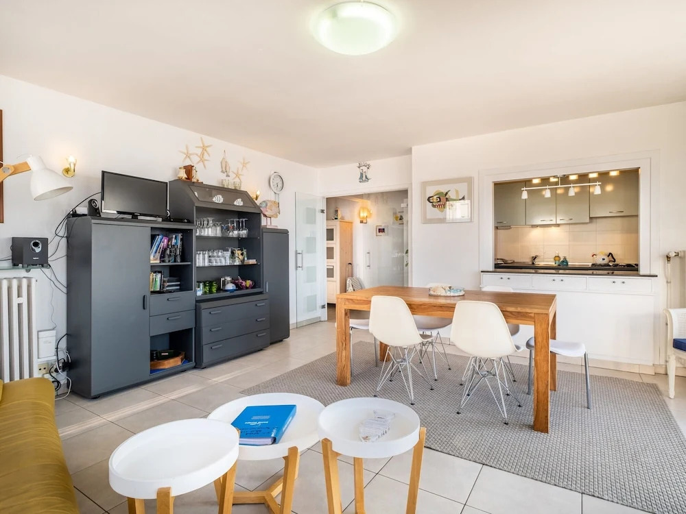 Nevada Apartment Near the Beach