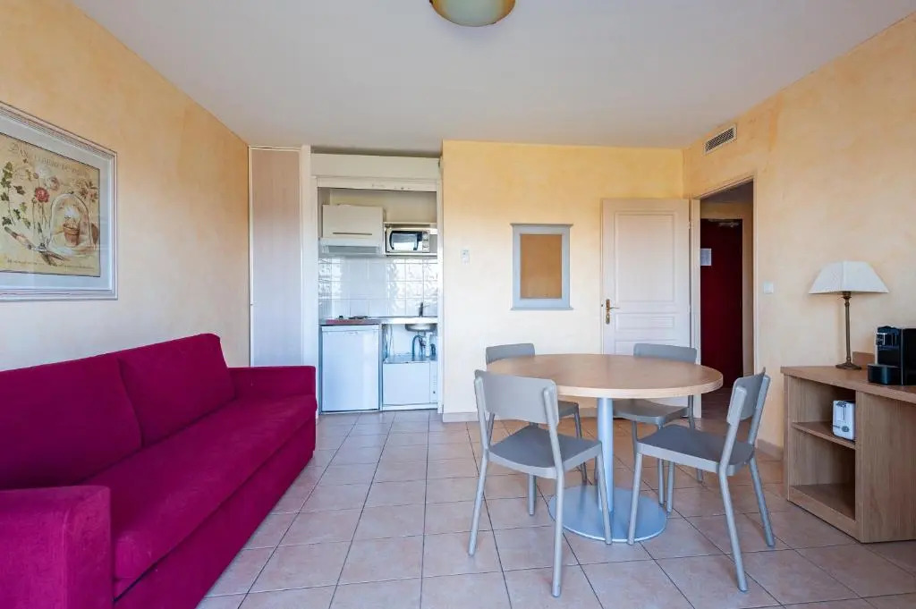 Residhotel Golf Grand Avignon