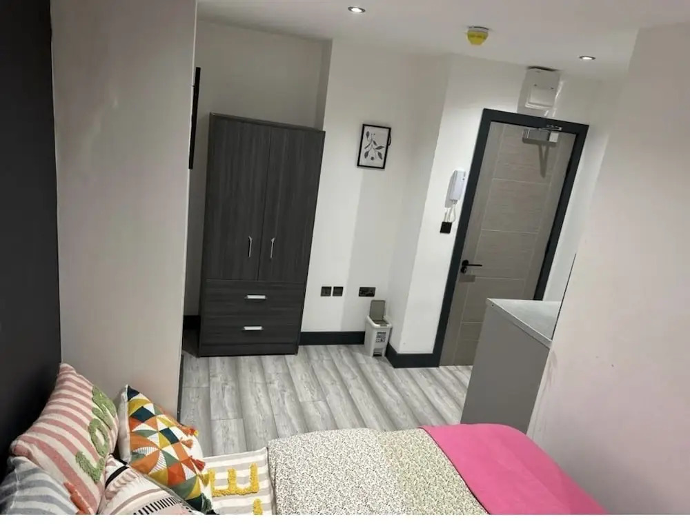 Impeccable 1-bed Studio in London