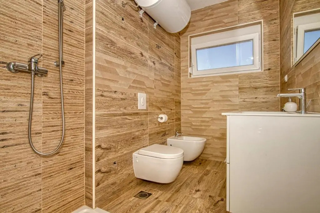 Boutique Villa Nirvana 2, Proboj 25