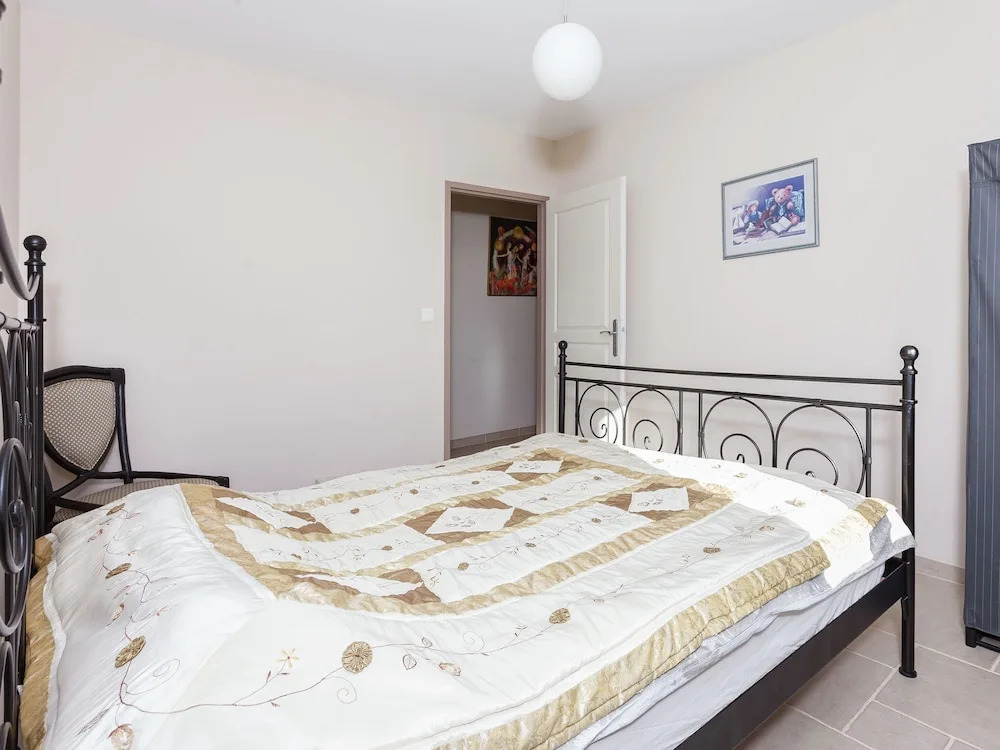 Villa in Cazals with Pool & Lake Nearby