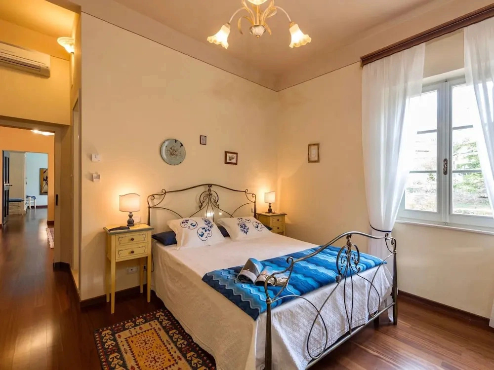 Villa in Citta Della Pieve Near Lake