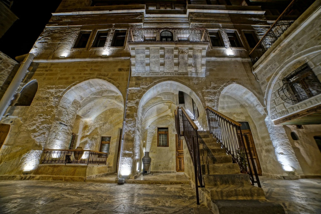 NOSTALJİ CAVE SUİT HOTEL