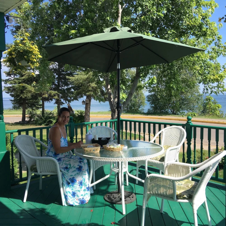 Waterfront Harbour B&B