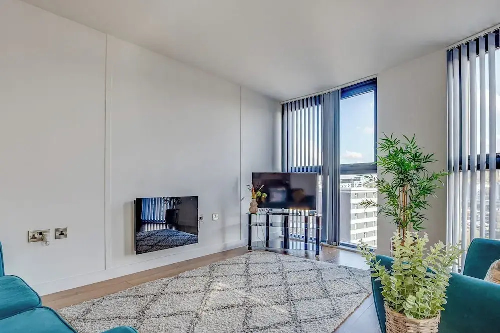 Sheffield 11th Floor City View Apartment