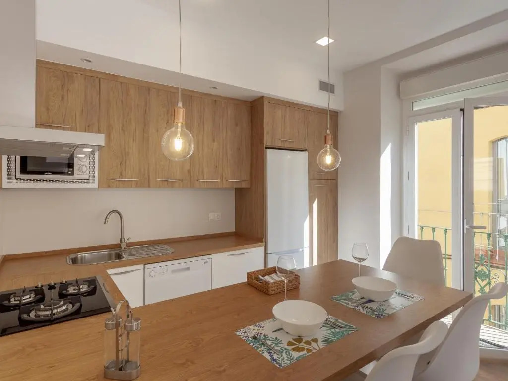 RD APARCAMIENTO INCLUIDO TRIANA luminoso cómodo apartamento 2Bd 2Bth