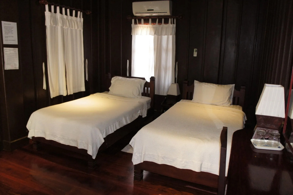 Villa Lao Wooden House