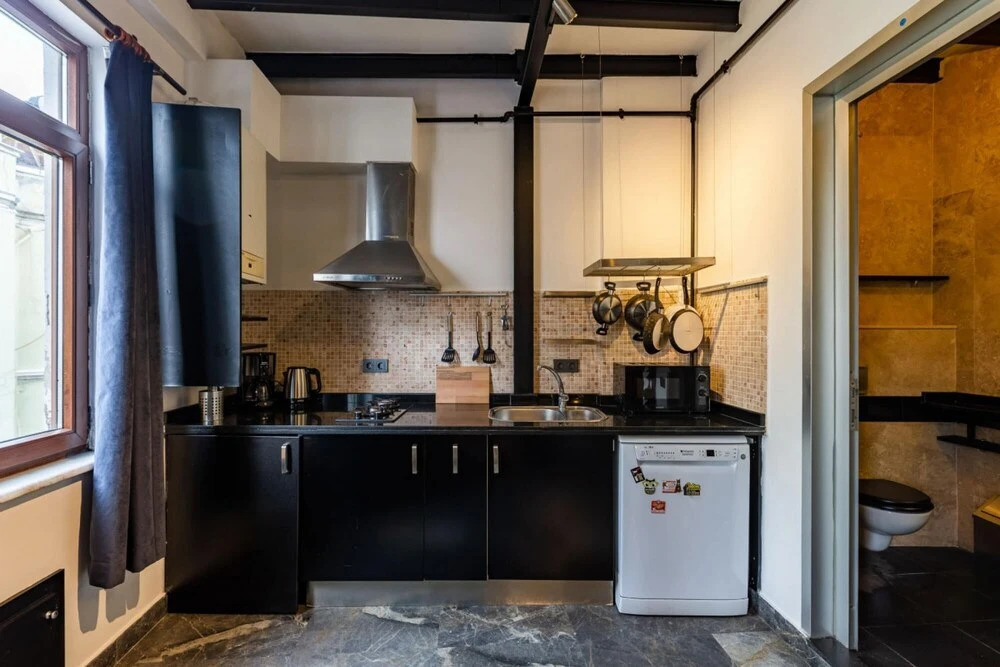 Dreamy Duplex Flat With Terrace Near Galata Tower