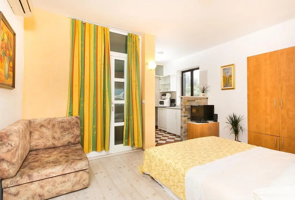 Guest House Avdic