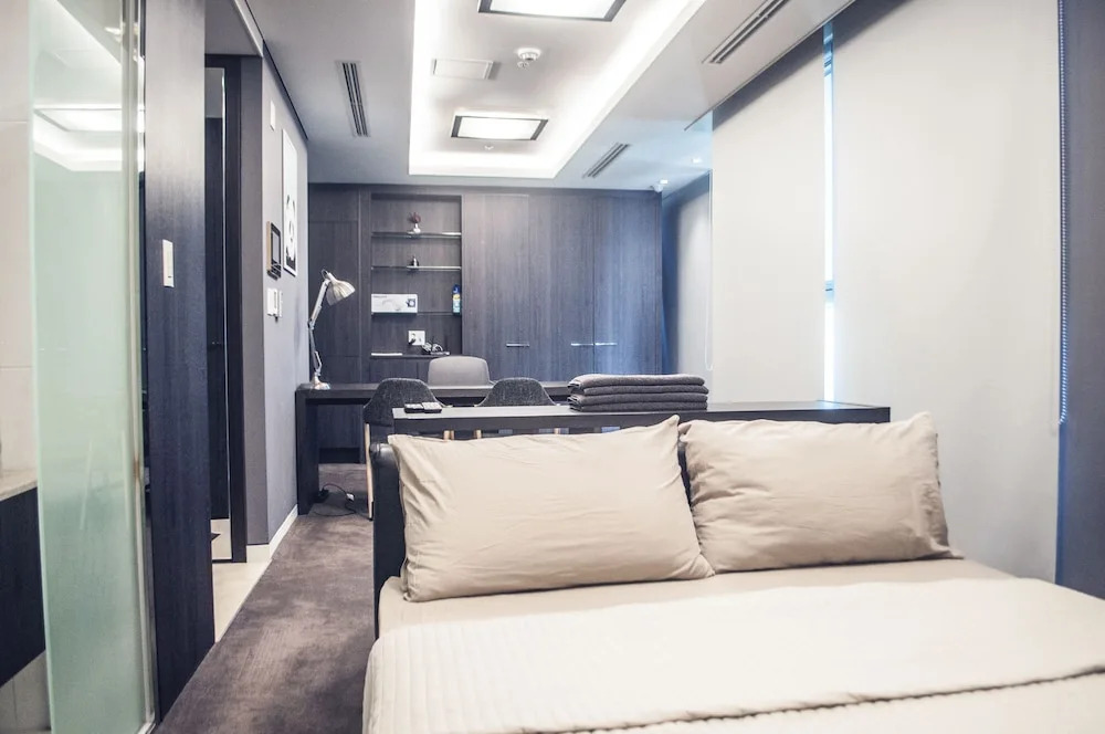 The november stay in Canal walk