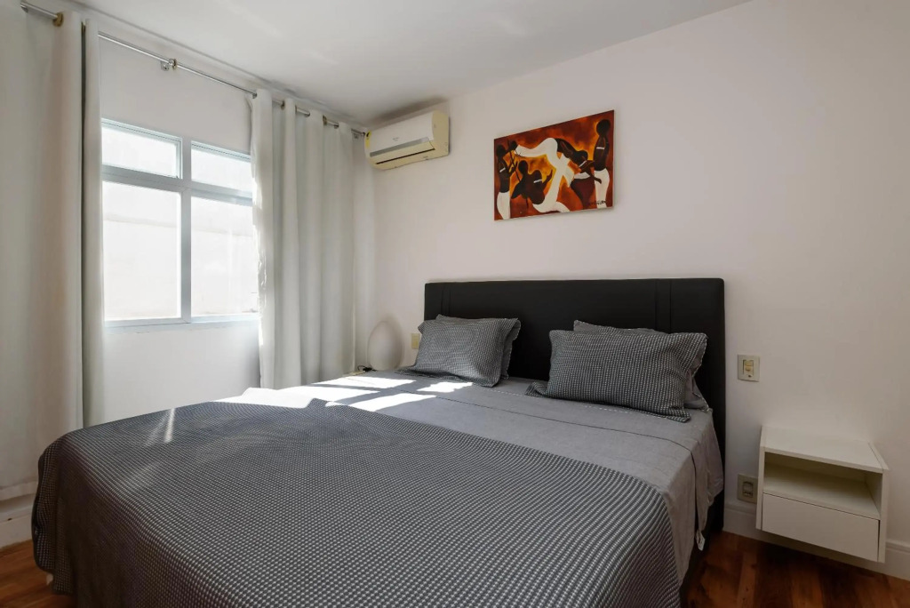 spacious penthouse duplex arpoador