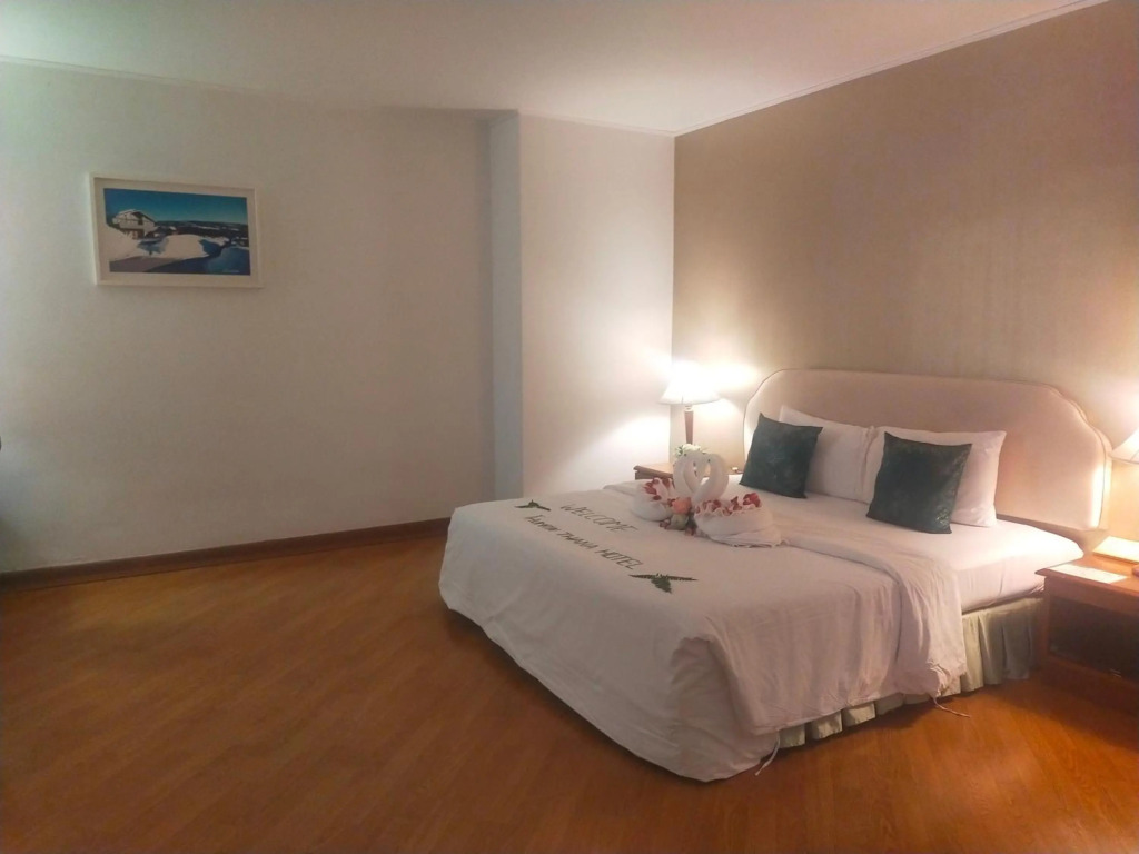 Thumrin Thana Hotel