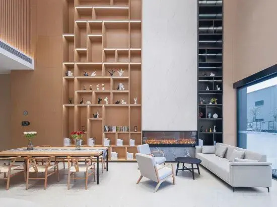 Country Inn & Suites by Radisson，Zhaoqing Sihui Dawang Square Hotel